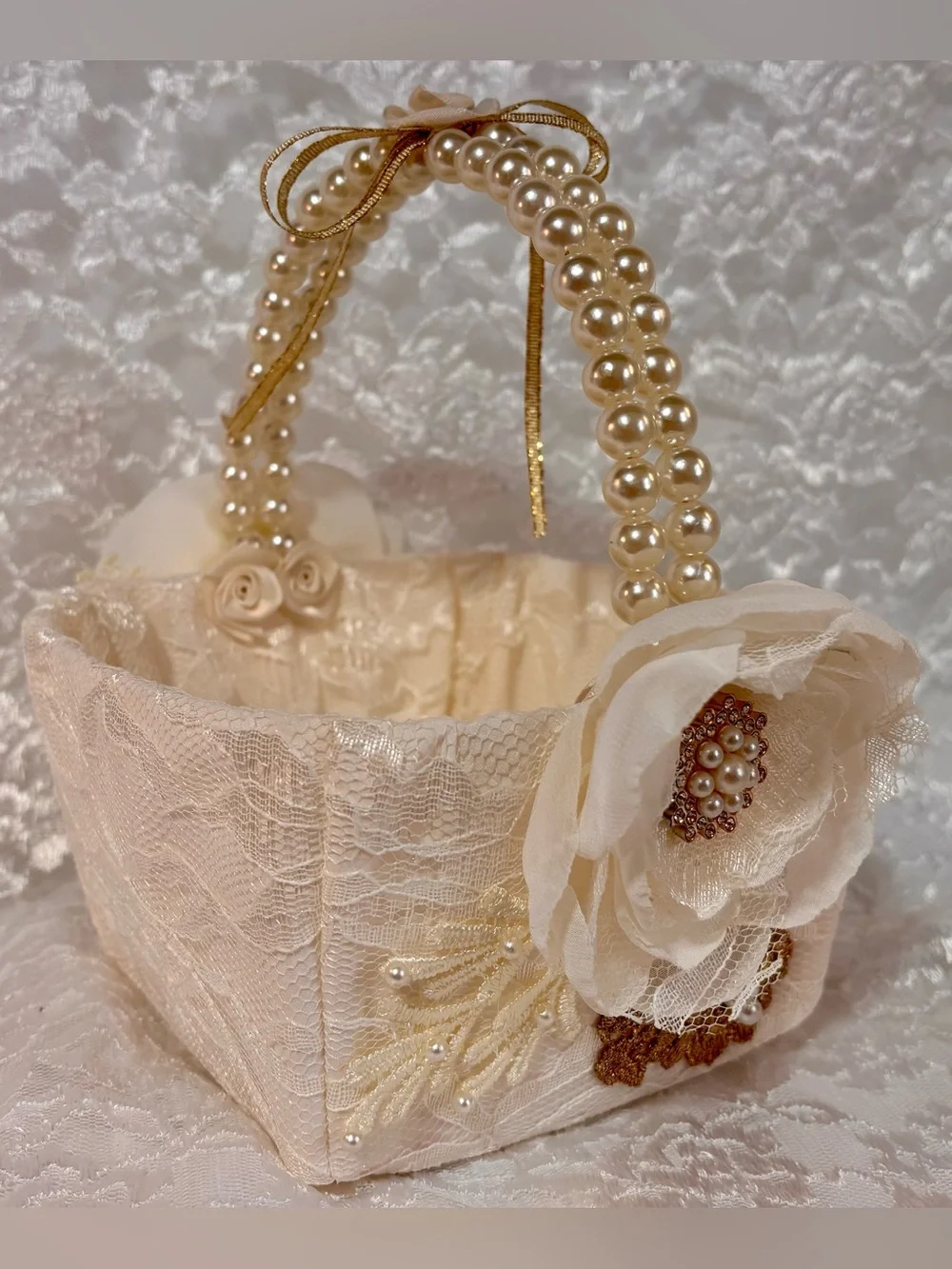 🌸 Handmade Ivory, Cream and Gold Ring Pillow and Flower Basket
